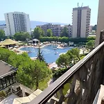 Reina Barcelo Apartment Sunny Beach