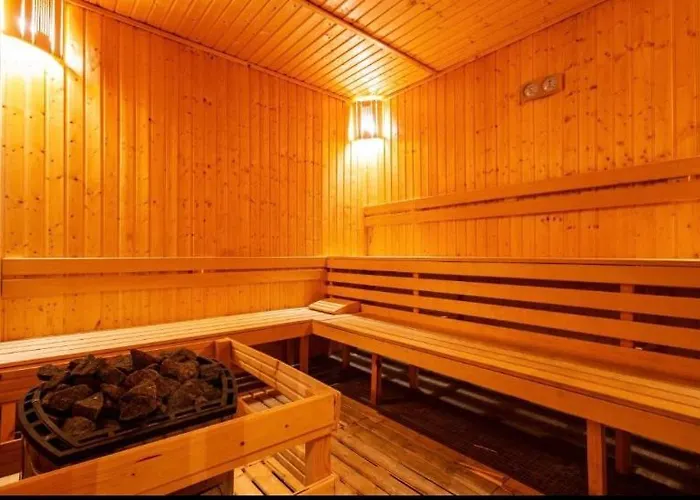 Reina Barcelo Апартамент *