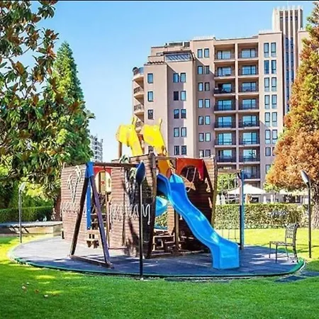 Reina Barcelo Apartment *