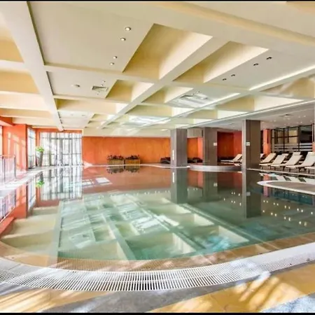 Reina Barcelo Apartment